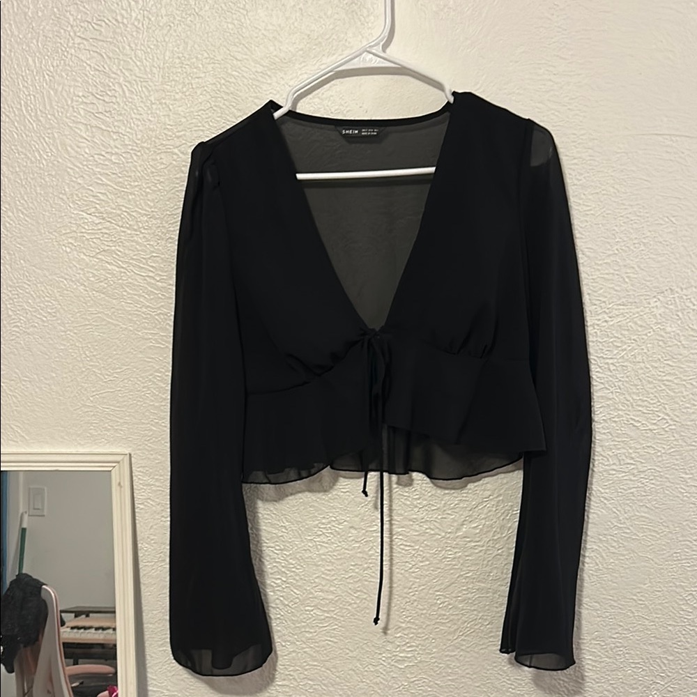 SHEIN Black Long Sleeve Tie Front Crop Blouse